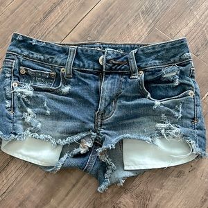 American eagle distressed shorts